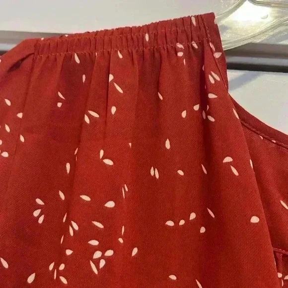 Fun2fun rust colored shirt with a cream colored design size small. - Picture 11 of 11